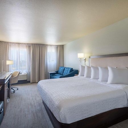 Hampton Inn By Hilton Irvine East - Lake Forest Exterior photo